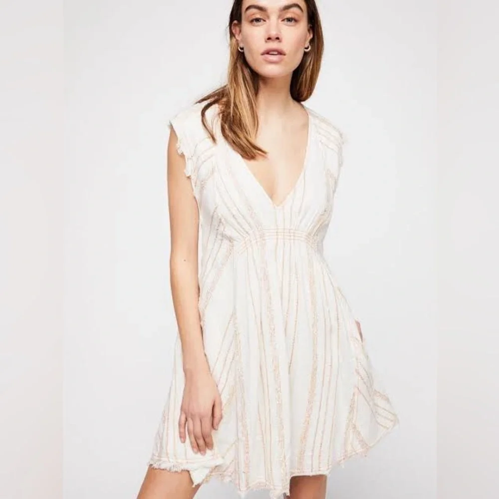LIKE NEW Free People Cactus Flower Mini Dress with pockets! sz XS